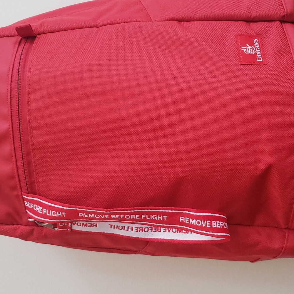 Emirates "remove before flight" backpack - Picture 5 of 12